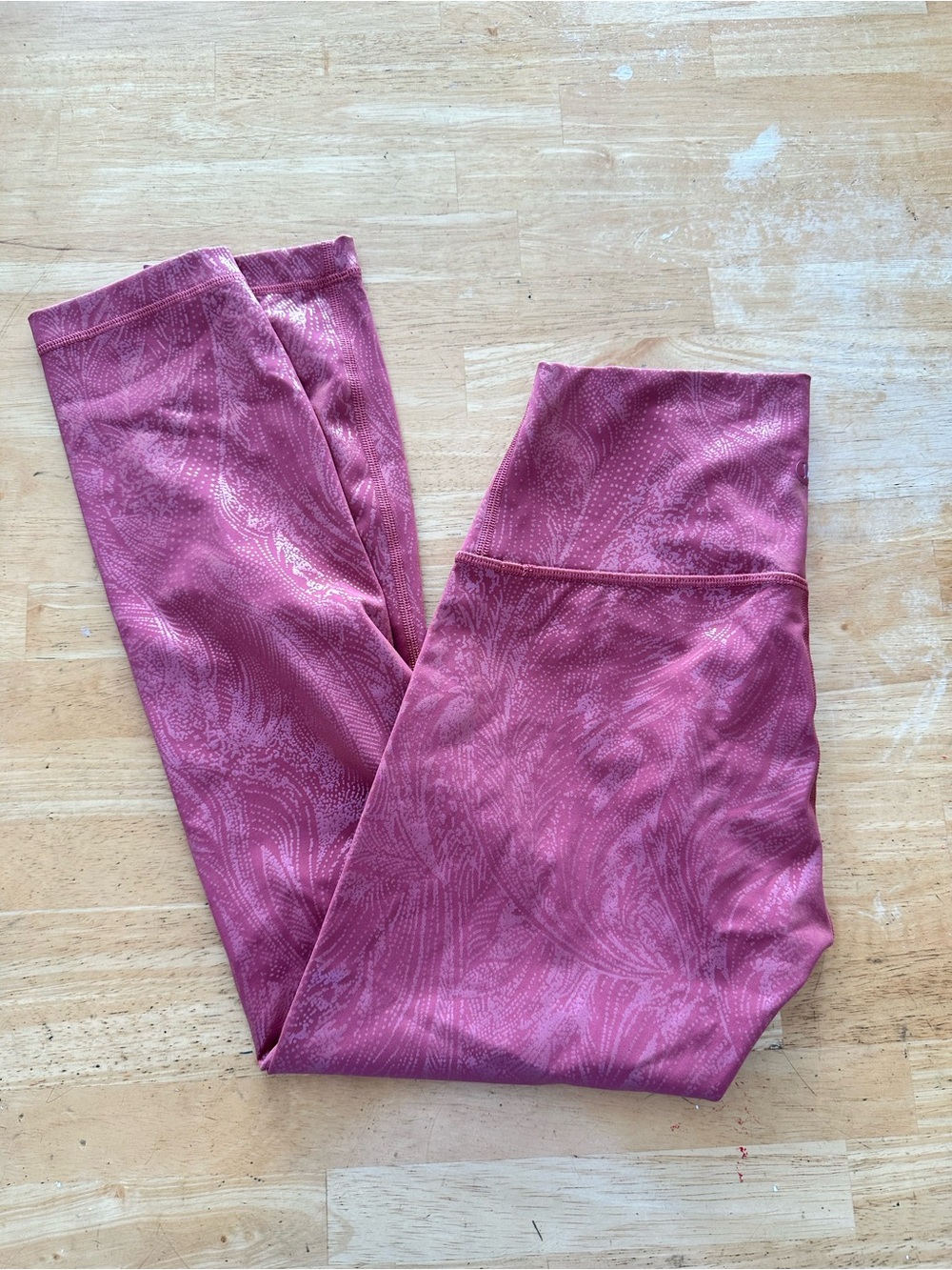 Lululemon leggings size 4
